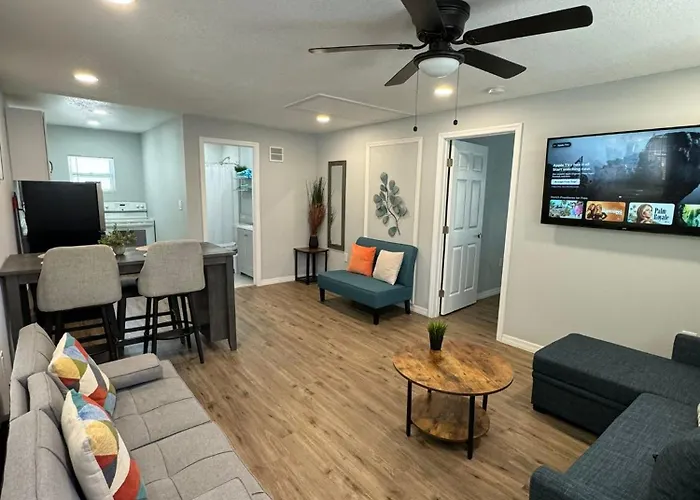Lovely Unit Central Location